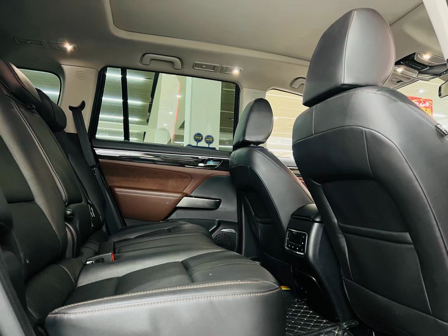 Used GAC Trumpchi GS8 2017 320T Two-Wheel Drive Luxury Smart Connectivity Version (7 Seats)