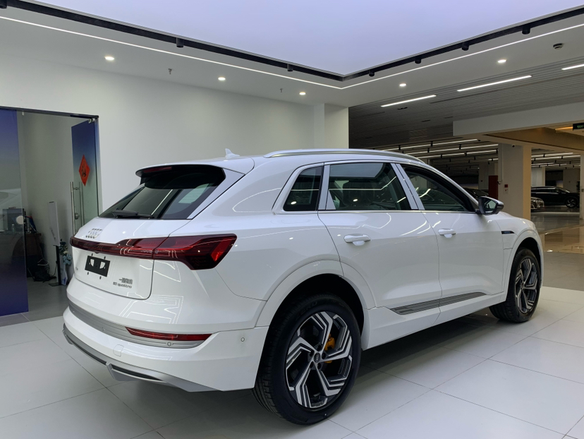 Used Audi e-tron 2021 50 quattro Prestige Edition