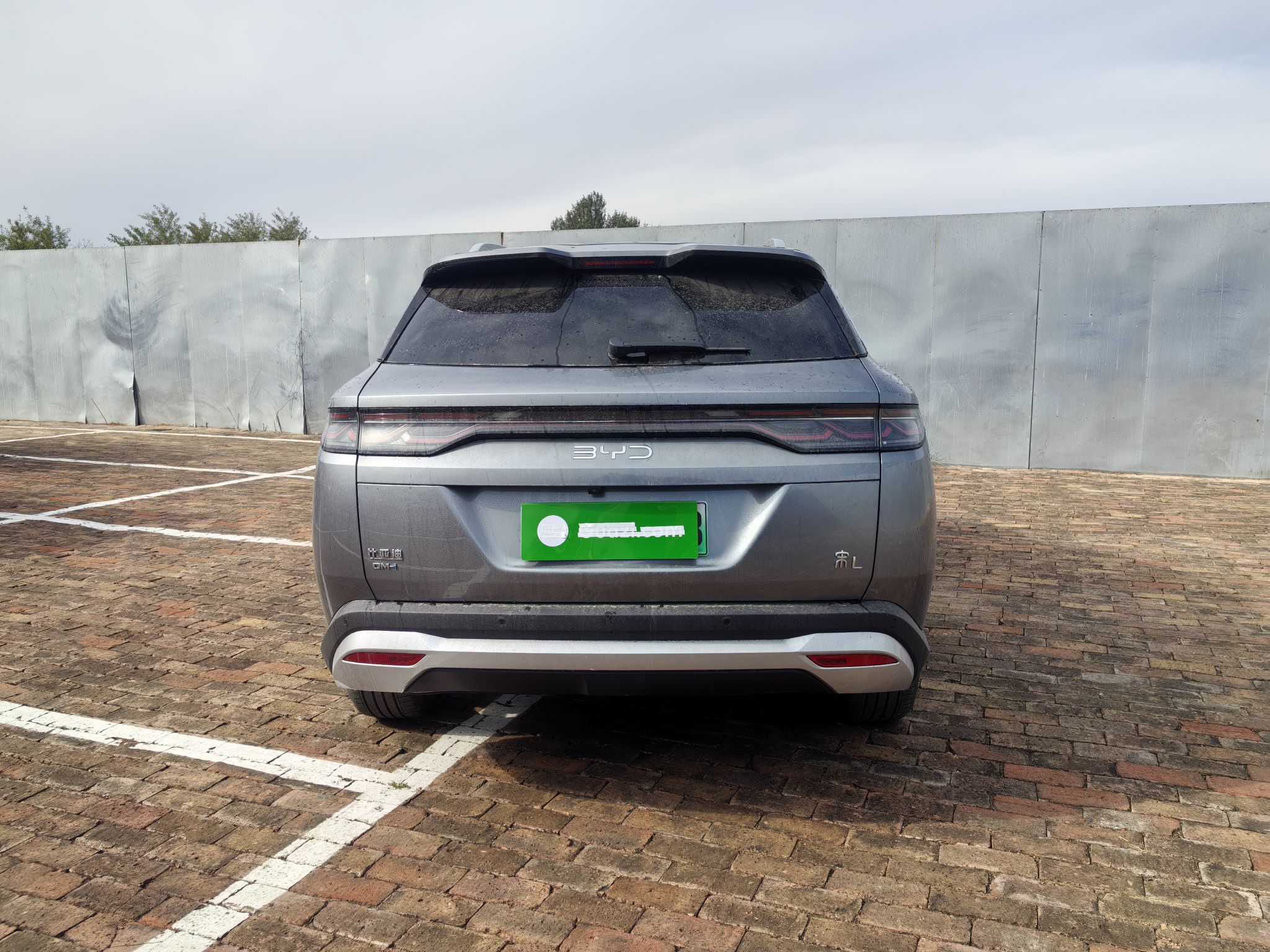 Used BYD Song L DM-i 2024 112 km Leading Edition
