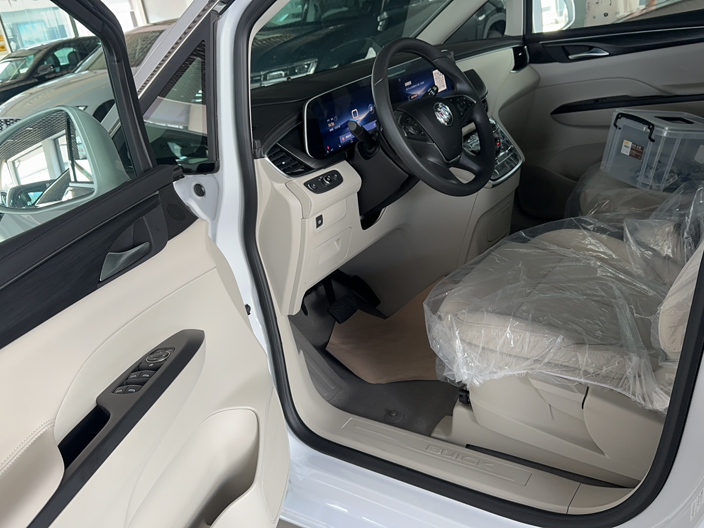 Used Buick GL8 2023 ES Lu Zun Comfort Model
