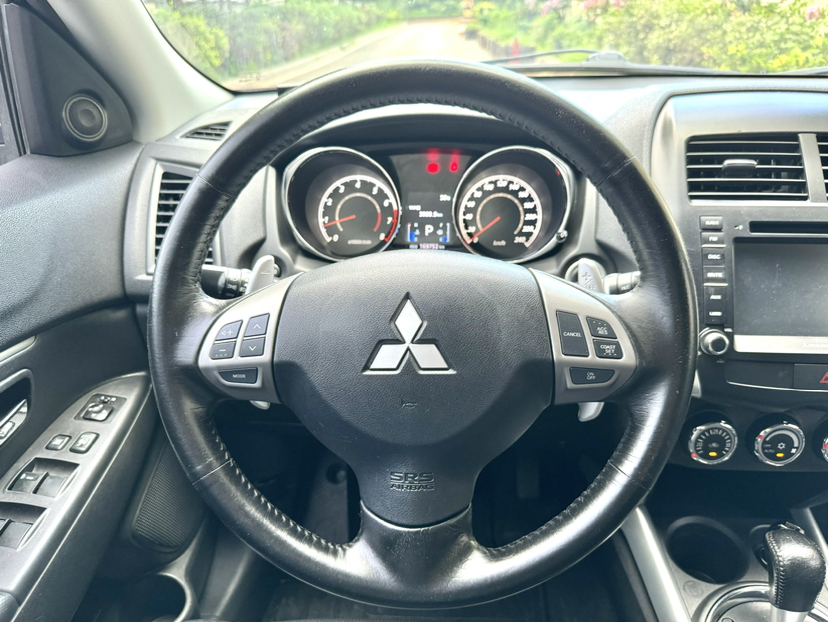 Used Mitsubishi ASX 2012 2.0 LUXURY Two-Wheel Drive with Navigation
