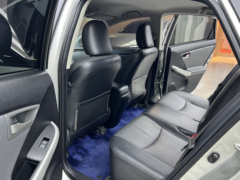 Used Toyota Prius 2012 1.8L Luxury Edition
