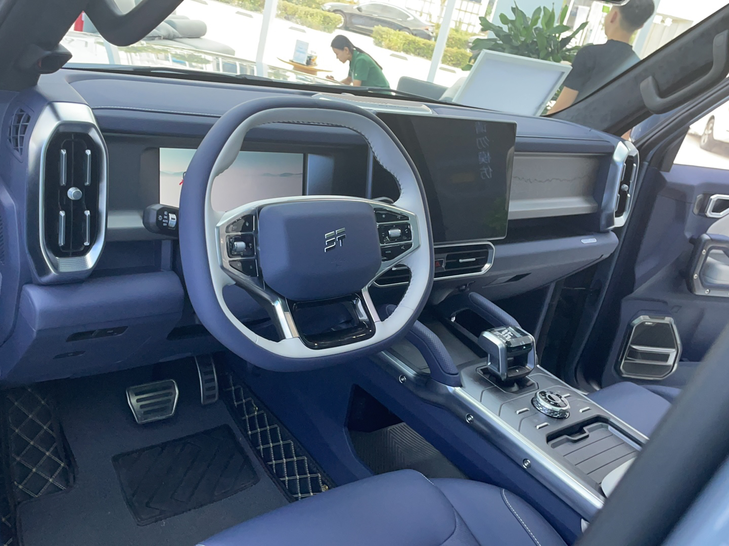 Used JETOUR Traveler C-DM 2024 C-DM 208KM Mountain & Wilderness Edition Interior 3