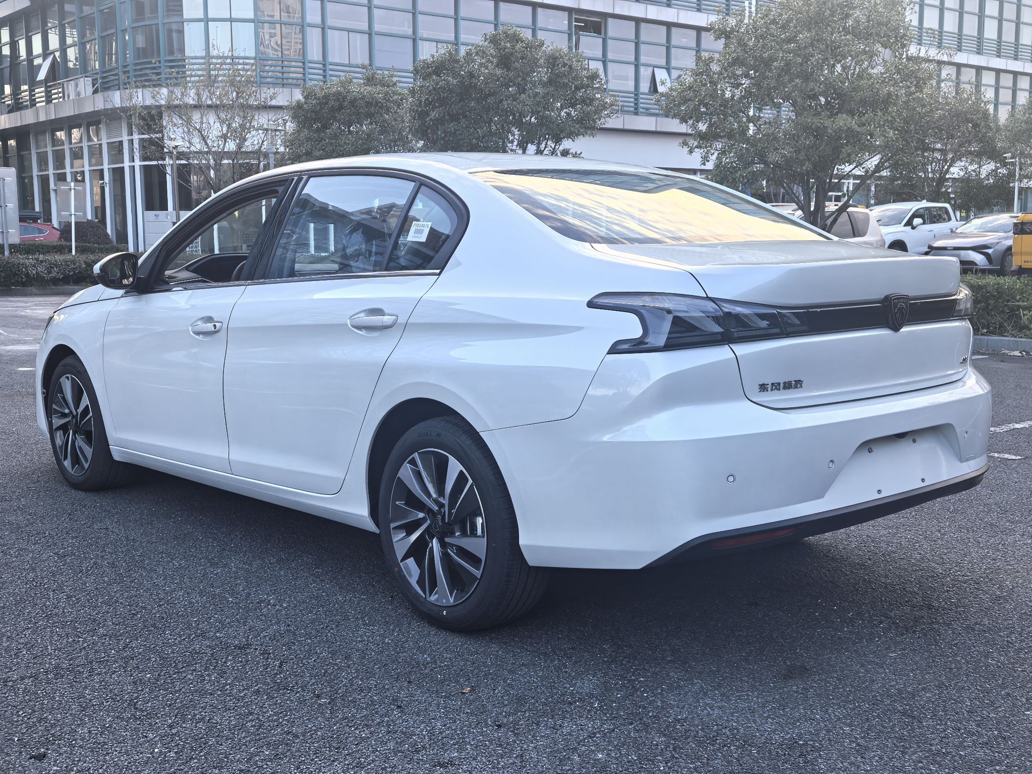 Used Peugeot 408 2022 1.6T Light-Chasing Edition
