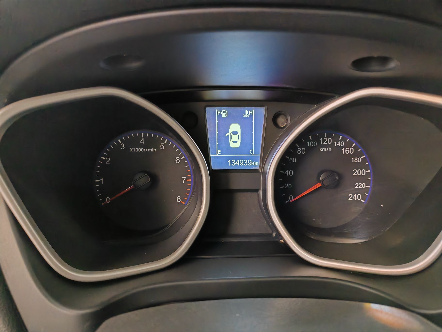 Used Geely Auto GX7 2015 Sports Edition 2.0L Automatic Prestige Model
