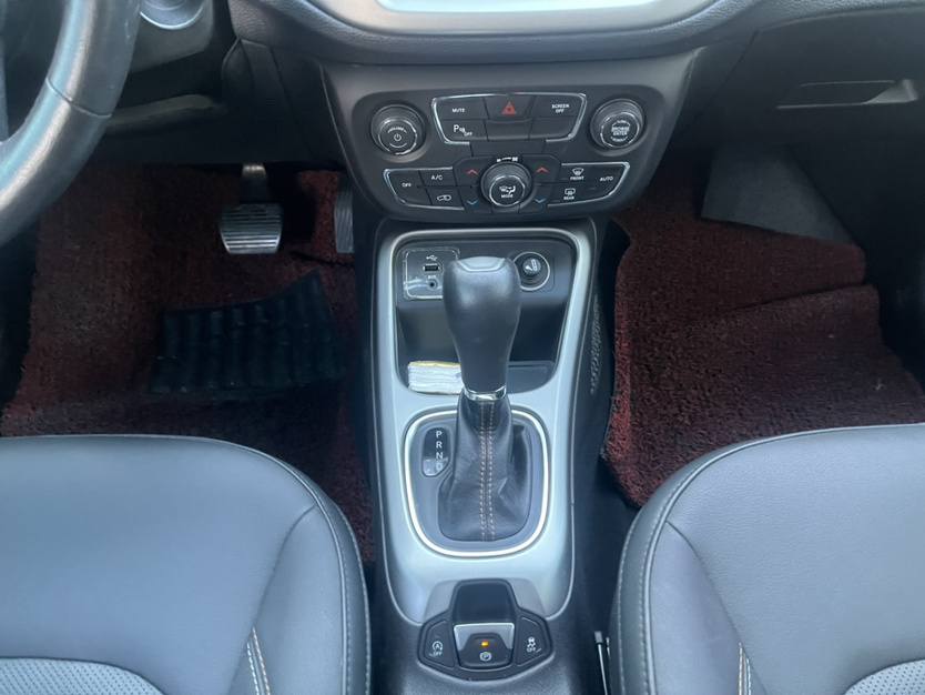 Used Jeep Compass 2017 200T Automatic Family Edition