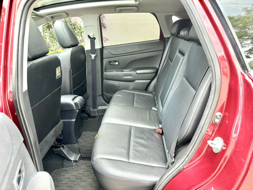 Used Mitsubishi ASX 2012 2.0 LUXURY Two-Wheel Drive with Navigation
