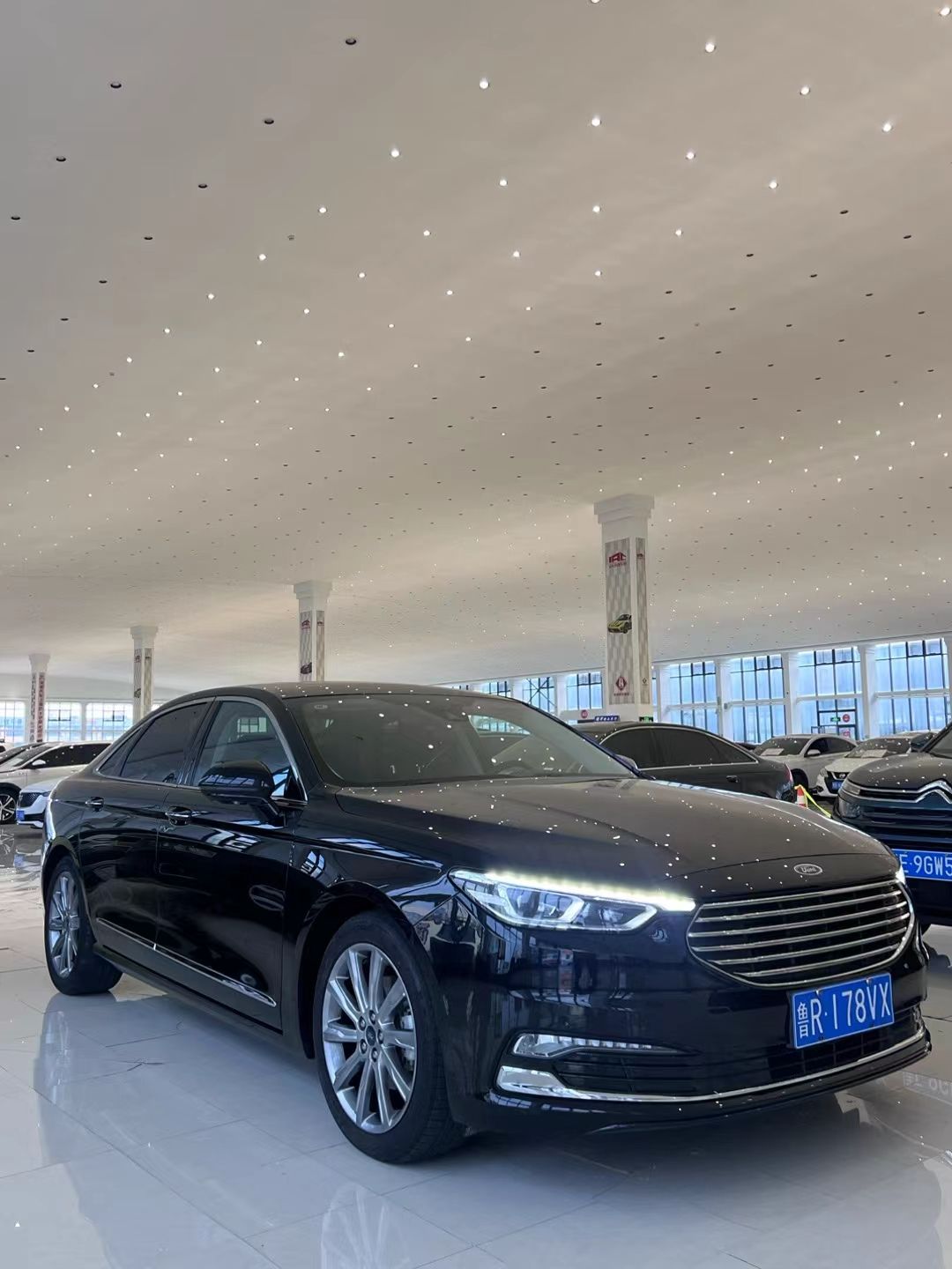 Used Ford Taurus 2019 EcoBoost 245 Premium Edition