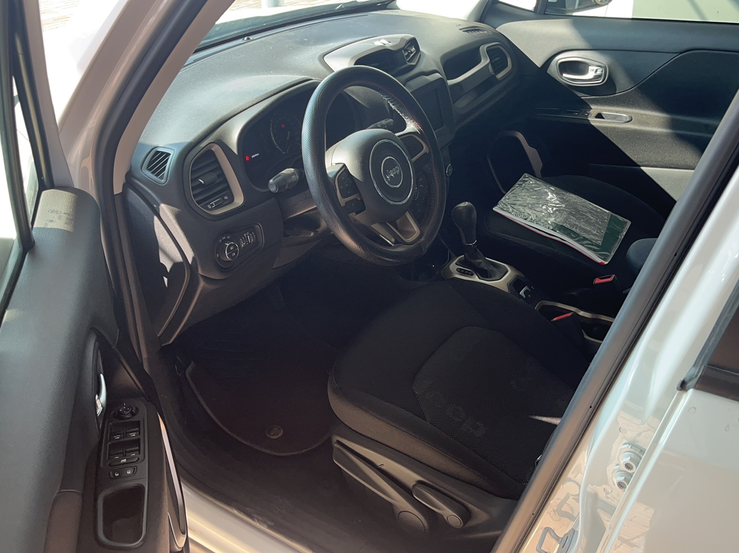 Used Jeep Renegade 2018 Connected Large Screen Version 180T Automatic Kinetic Edition+