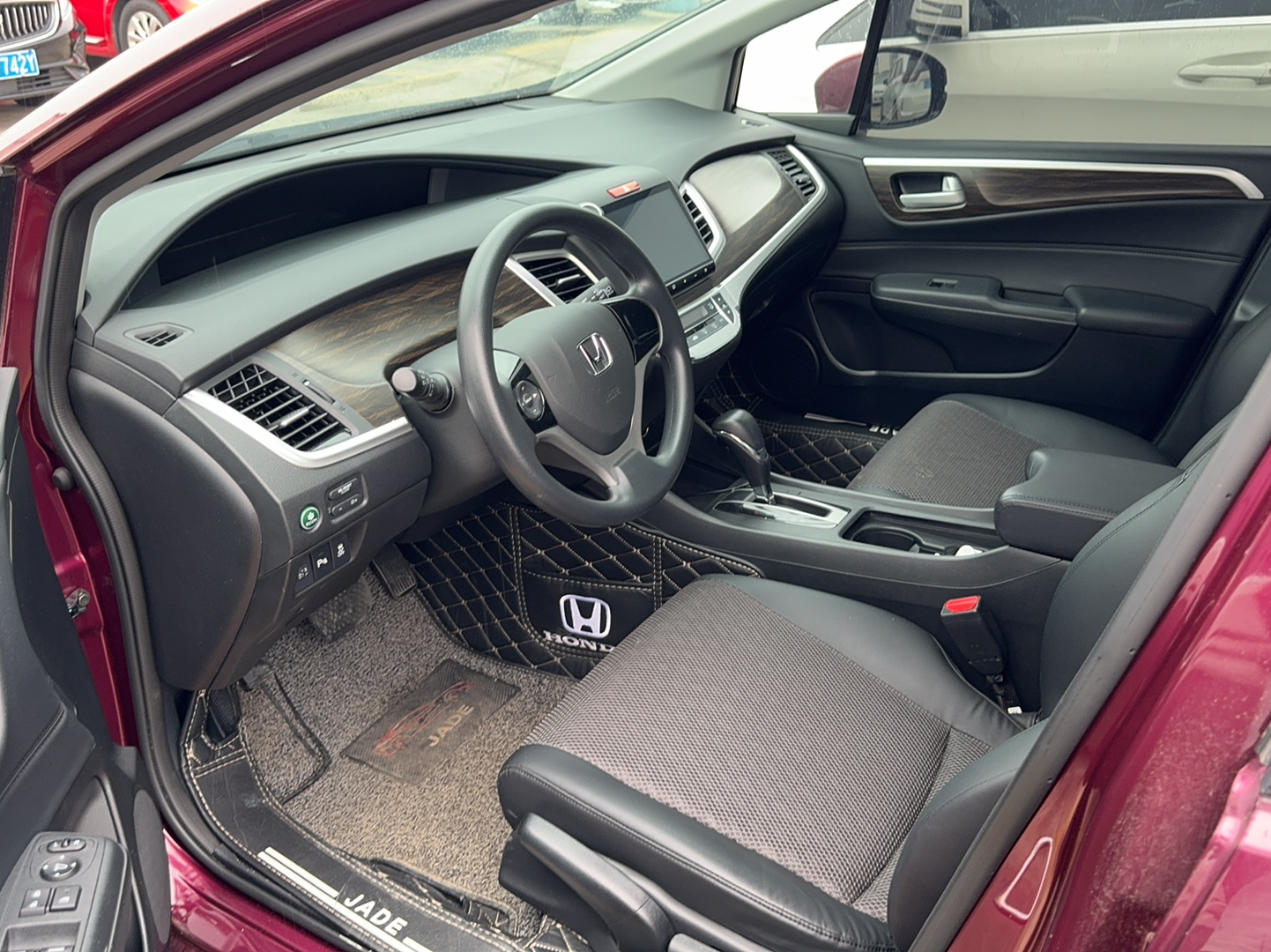 Used Honda Jade 2017 1.8L automatic Comfort version 5 seats