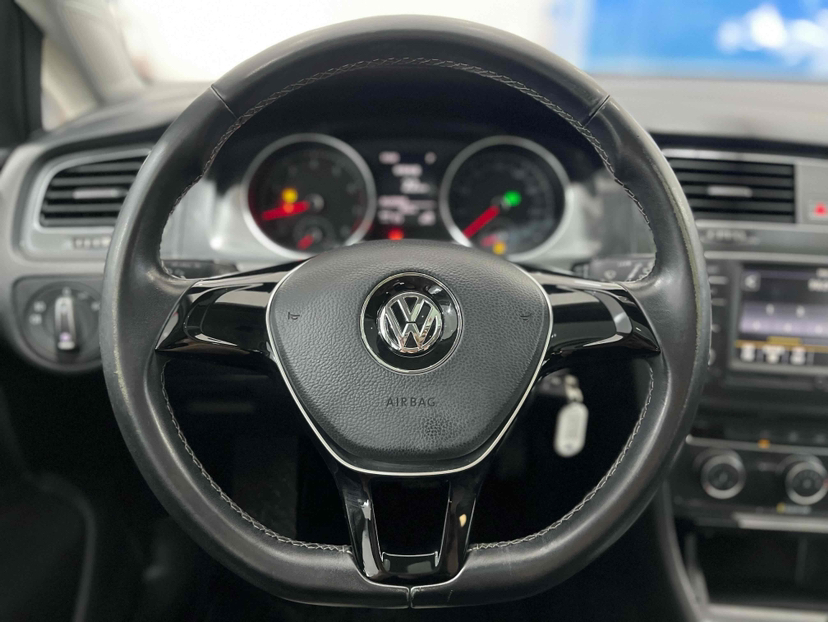 Used Volkswagen Golf 2017 1.6L Automatic Comfort Million-Vehicle Anniversary Edition
