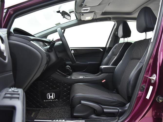 Used Honda Jade 2017 1.8L automatic Comfort version 5 seats