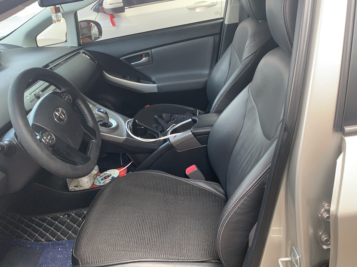 Used Toyota Prius 2012 1.8L Luxury Edition
