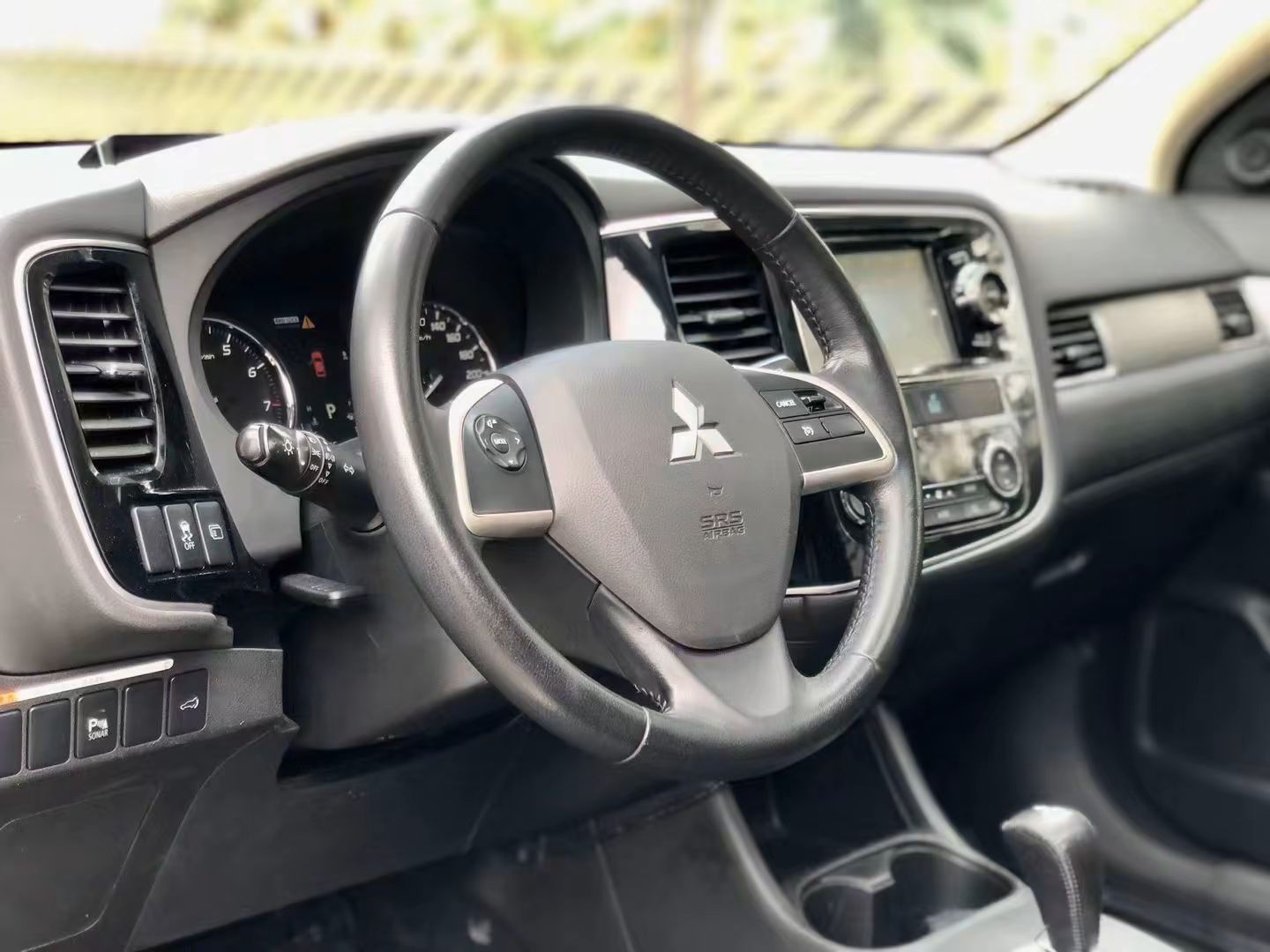Used Mitsubishi Outlander 2014 2.4L 4x4 Deluxe Value Edition 5 Seats

