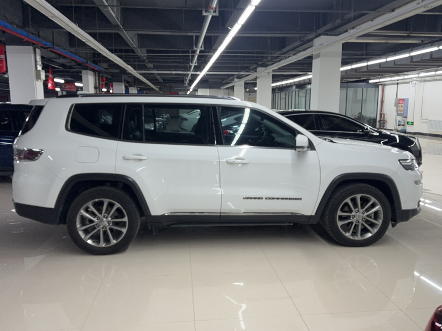Used Jeep Grand Commander 2018 2.0T Four-Wheel Drive Premium Navigation Version China V