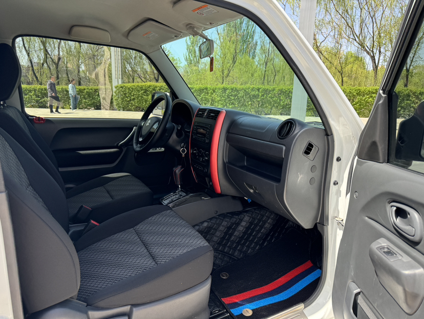 Used Suzuki Jimny 2015 1.3 AT JLX
