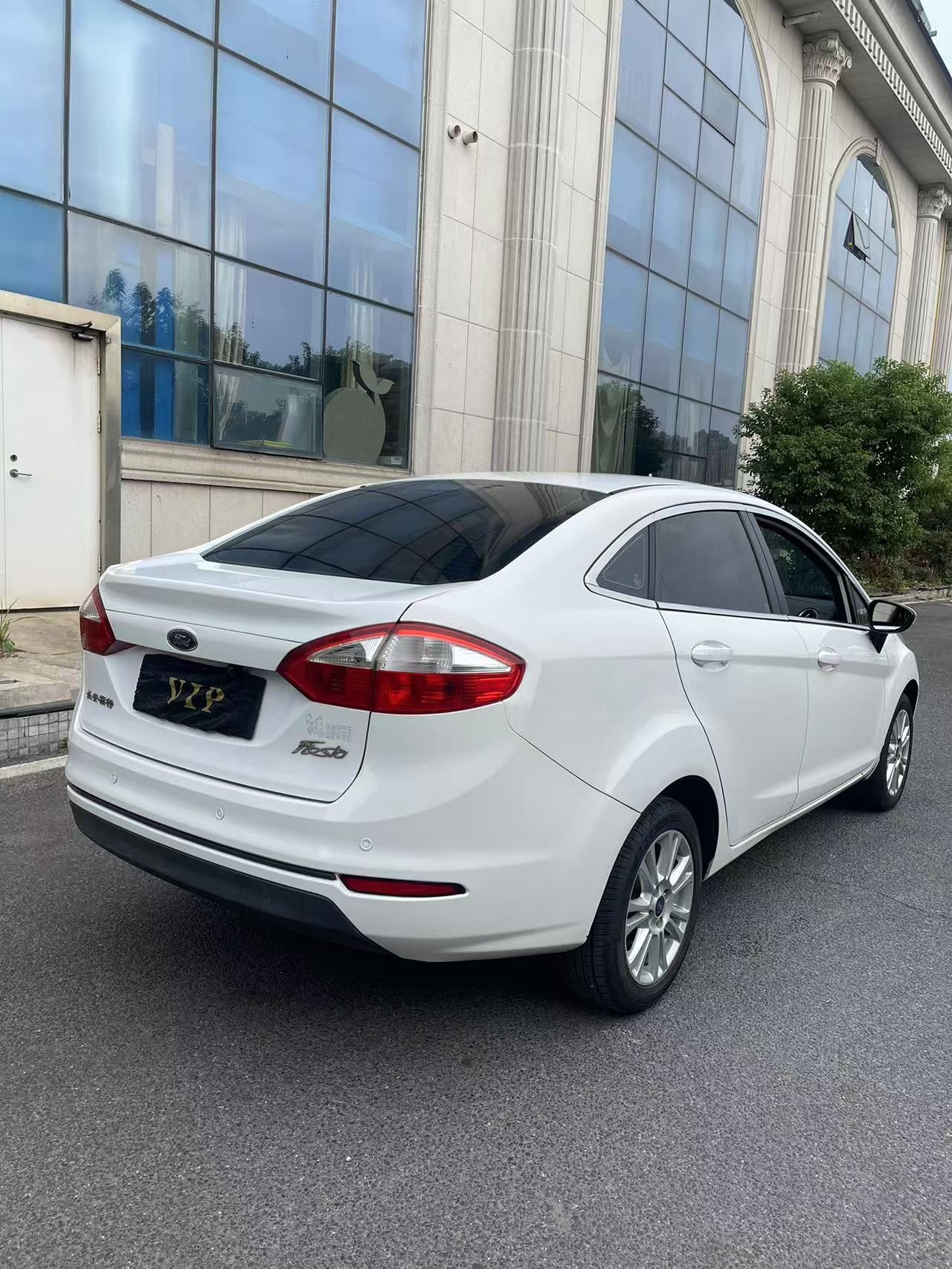 Used Ford Fiesta 2013 Sedan 1.5L Automatic Fashion Edition Exterior 5