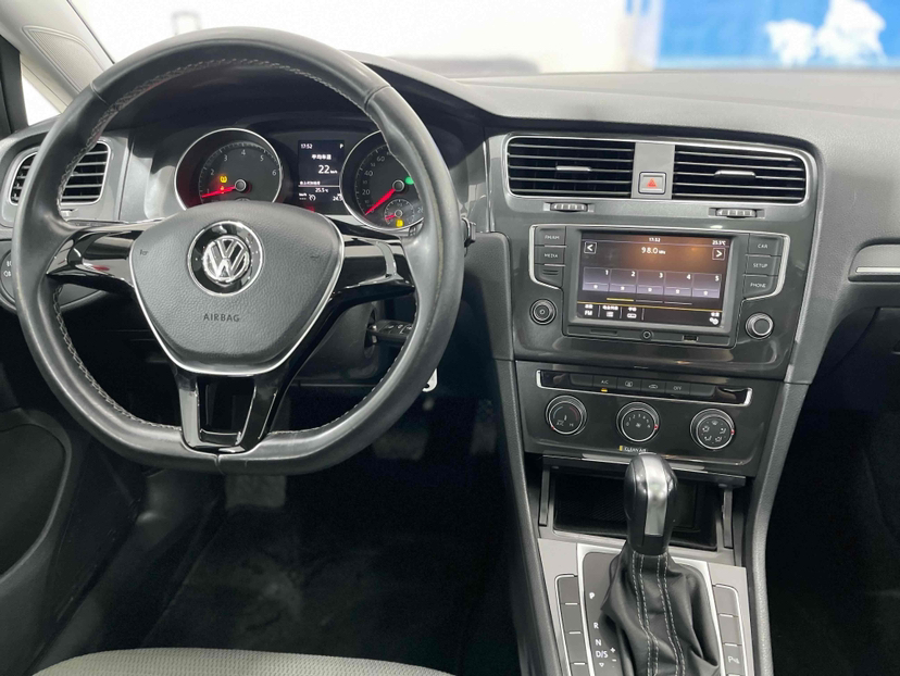 Used Volkswagen Golf 2017 1.6L Automatic Comfort Million-Vehicle Anniversary Edition
