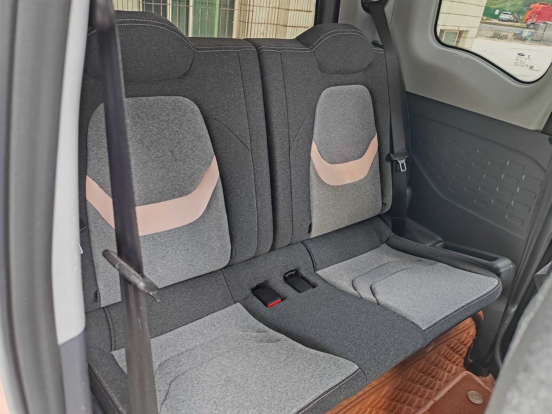 Used Chery New Energy QQ Ice Cream 2022 170km Sundae Phosphate Lithium-Ion