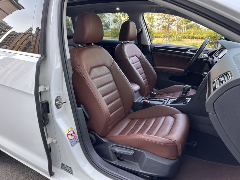 Used Volkswagen Golf (Import) 2014 1.4TSI Luxury Travel Edition
