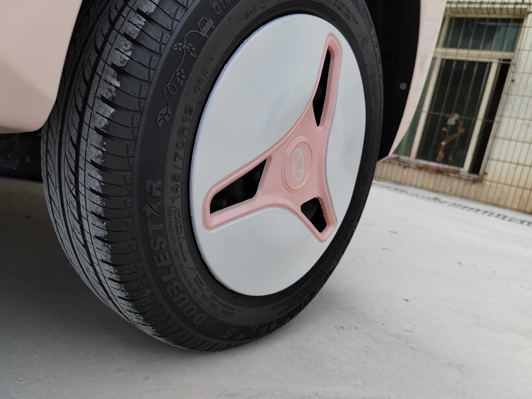 Used Chery New Energy QQ Ice Cream 2022 170km Sundae Phosphate Lithium-Ion