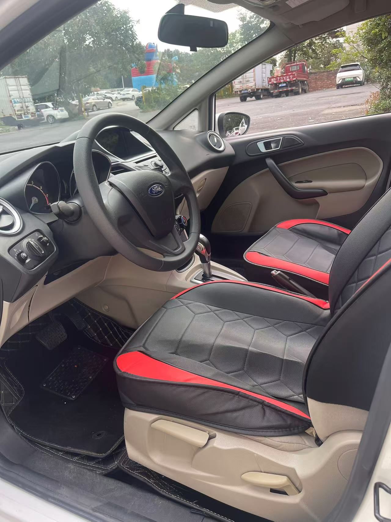 Used Ford Fiesta 2013 Sedan 1.5L Automatic Fashion Edition Interior 2