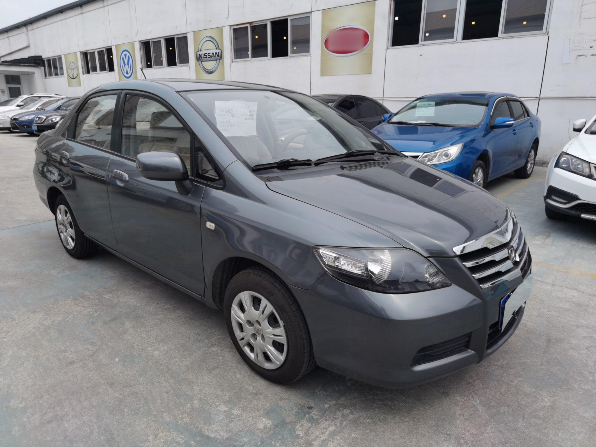 Used Everus S1 2012 1.3L Automatic Comfort Edition
