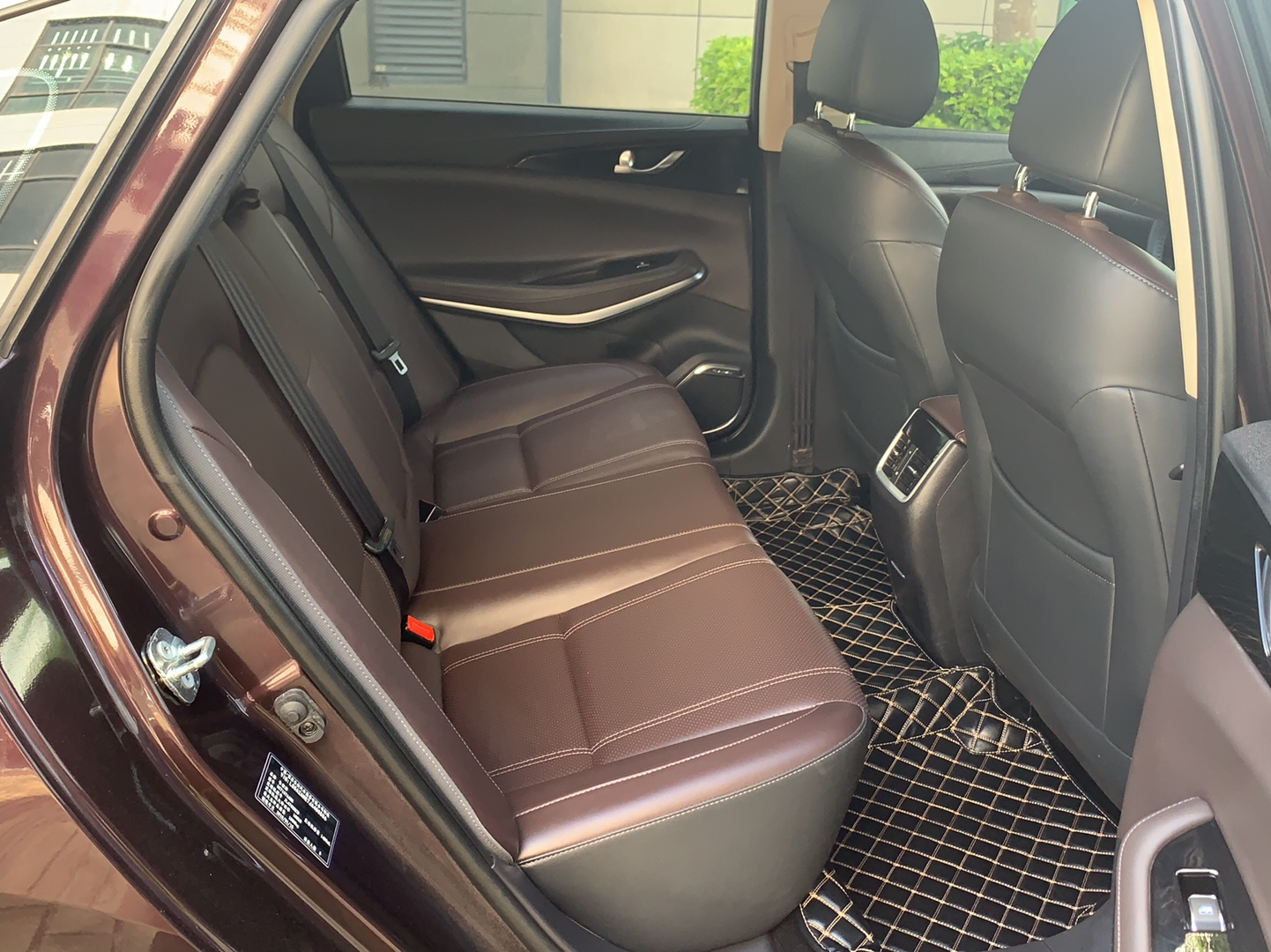 Used Changan Raeton CC 2018 1.5T Manual Elegant Model China V Standard
