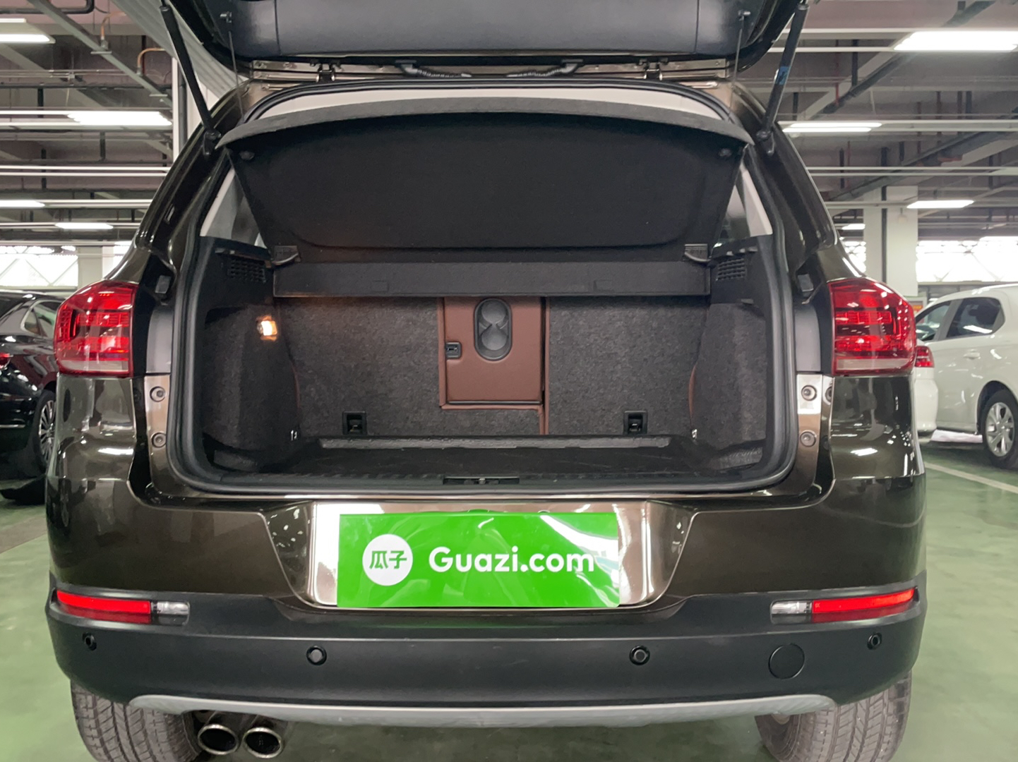 Used Volkswagen Tiguan 2013 2.0 TSI Automatic All-Wheel Drive Luxury Edition Trunk