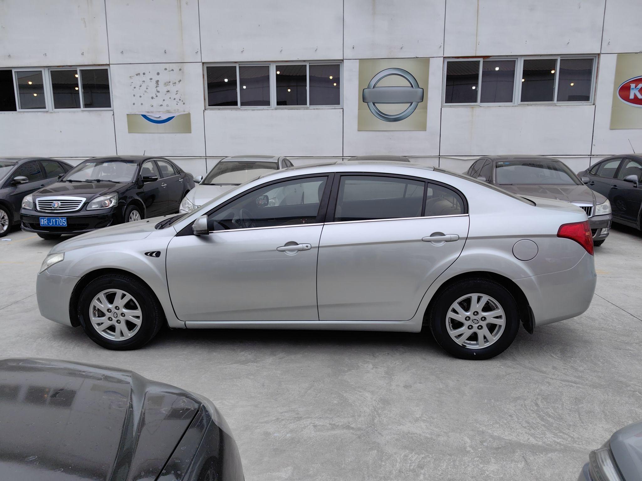 Used Bestune B50 2012 1.6L manual sunroof version
