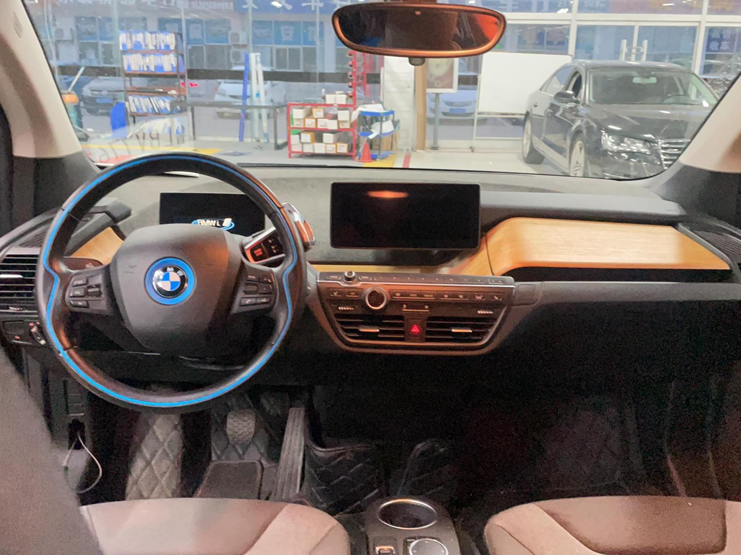 Used BMW i3 2018 Luxury Model
