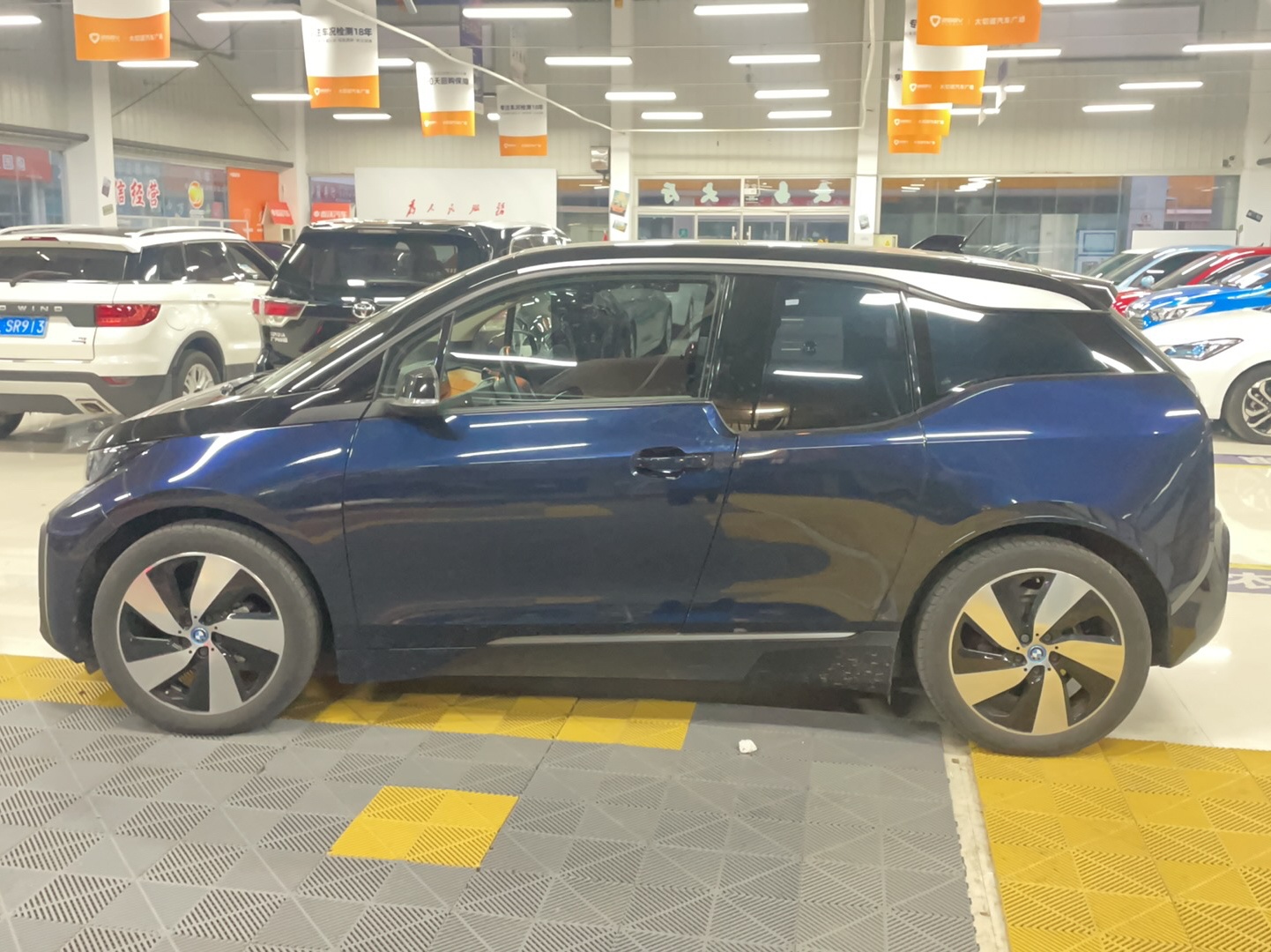 Used BMW i3 2018 Luxury Model
