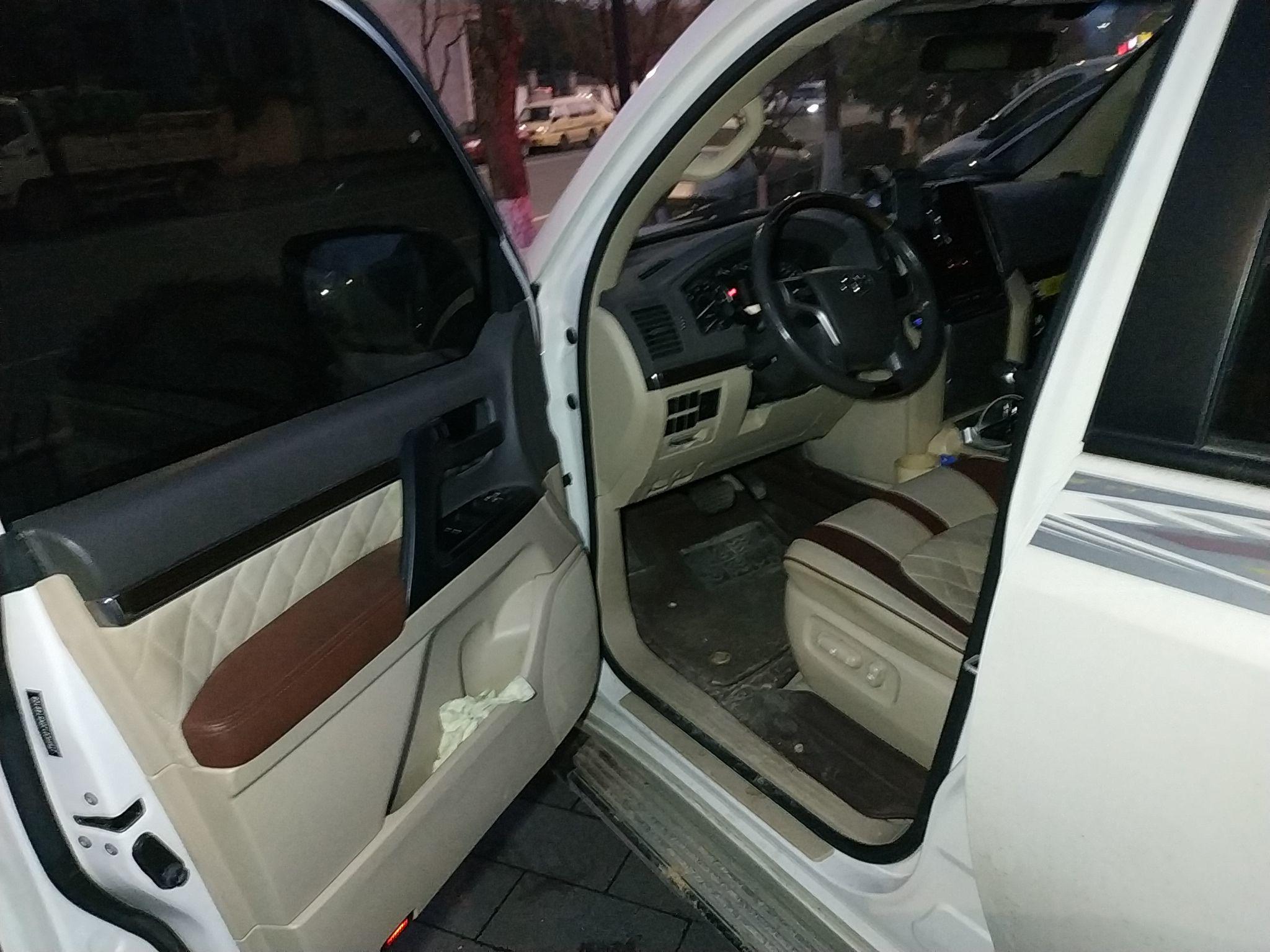 Used Toyota Land Cruiser 2016 4.0L Automatic GX-R Driver Seat