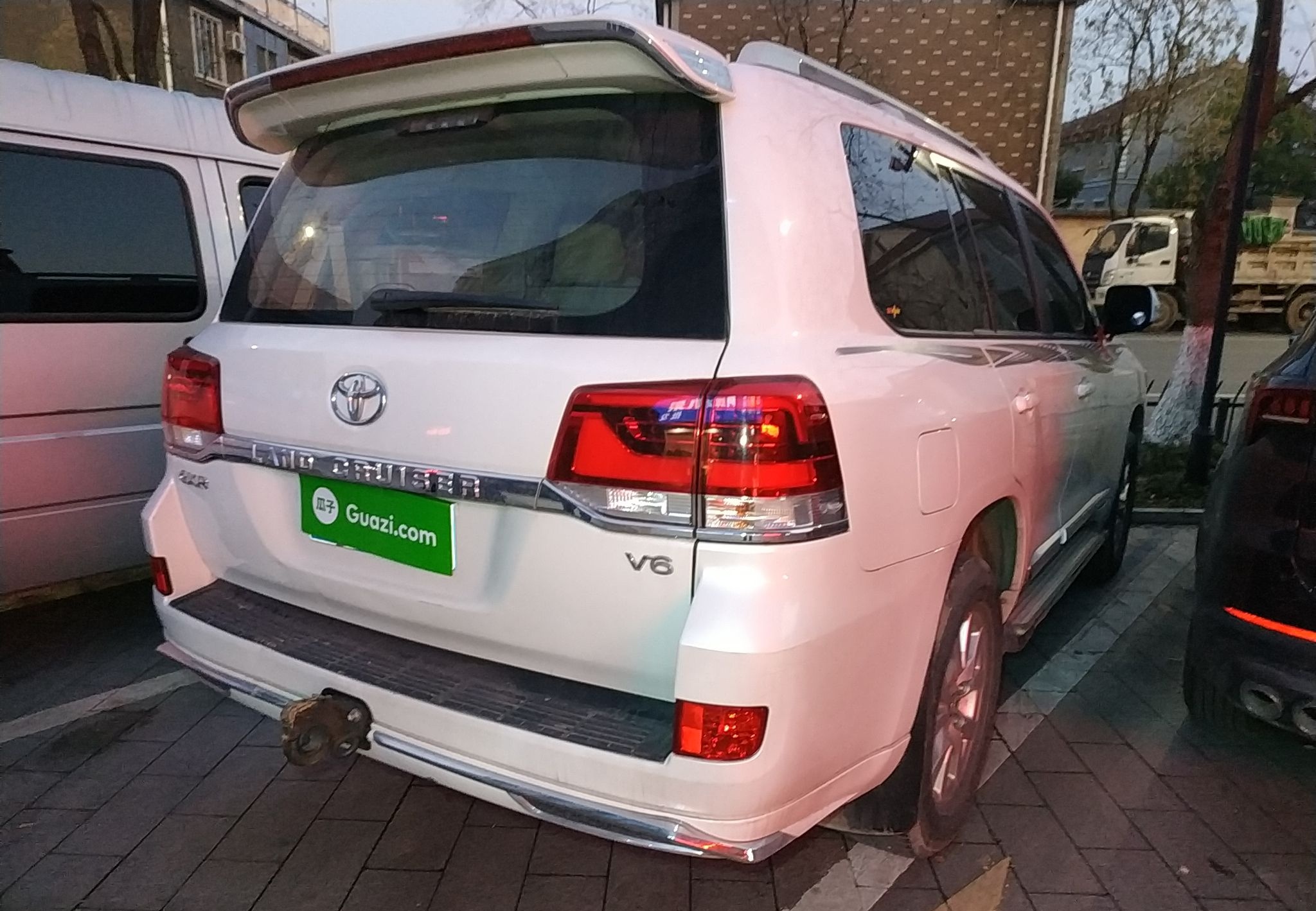 Used Toyota Land Cruiser 2016 4.0L Automatic GX-R Rear Right 45 Deg