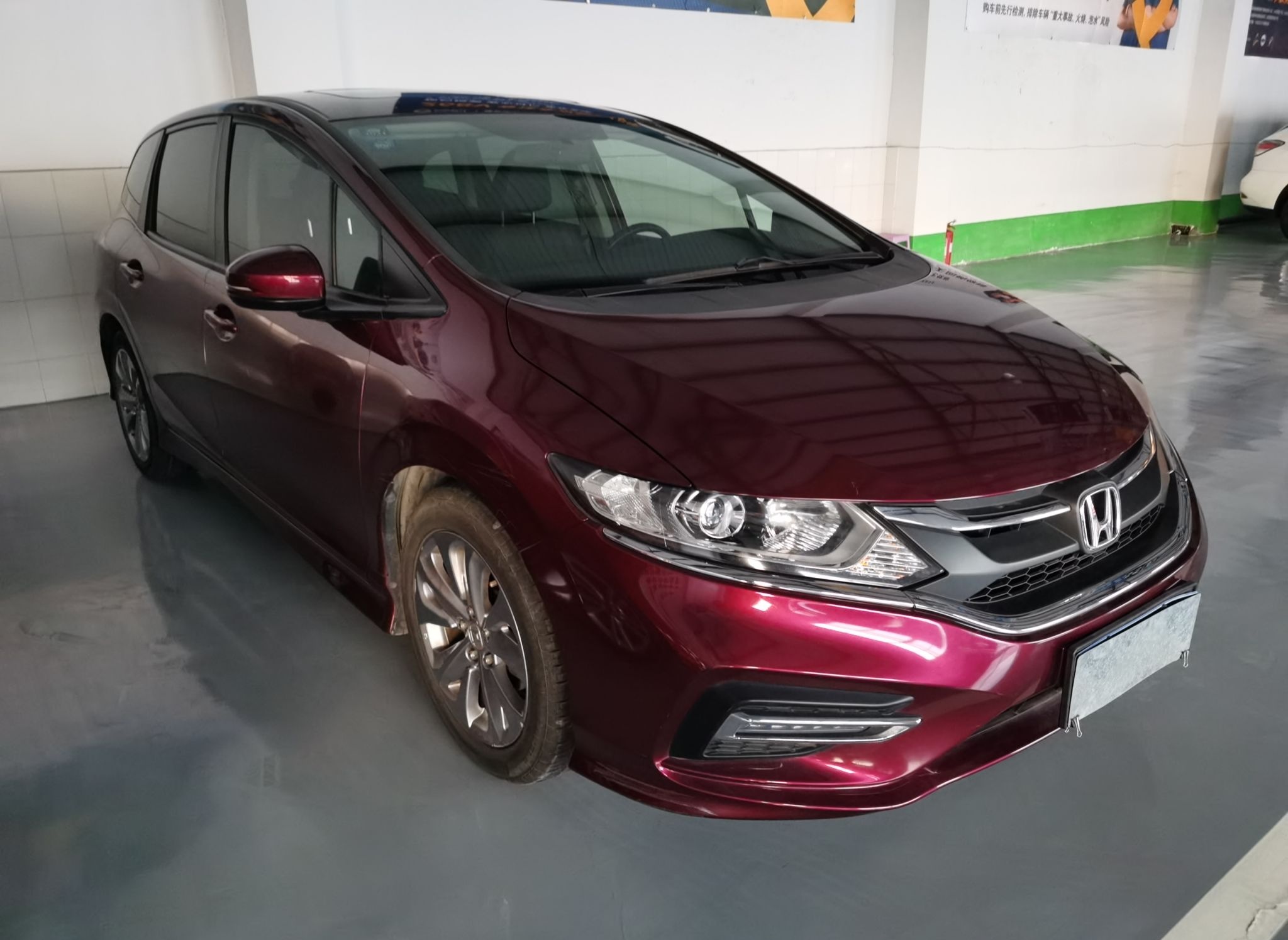 Used Honda Jade 2017 1.8L automatic Comfort version 5 seats

