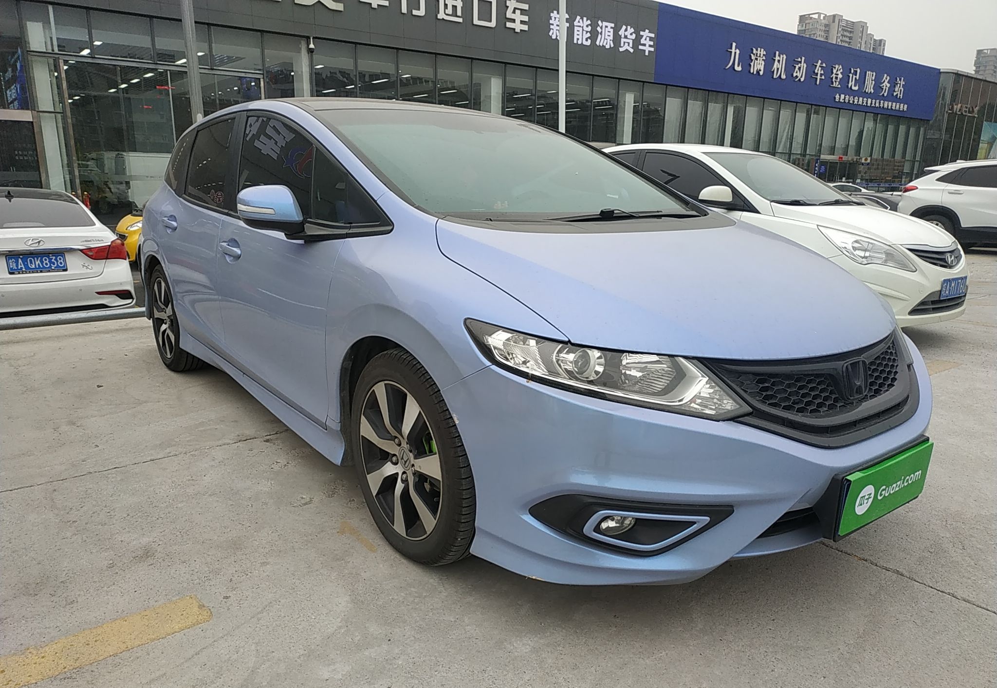 Used Honda Jade 2013 1.8L automatic Comfort version 5 seats
