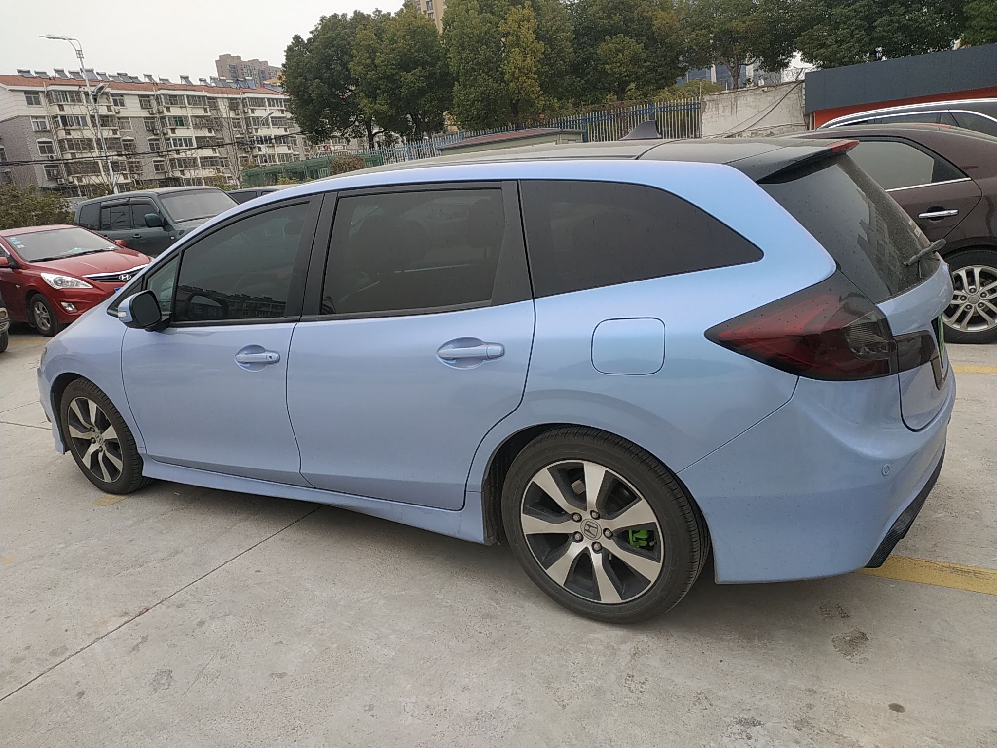 Used Honda Jade 2013 1.8L automatic Comfort version 5 seats
