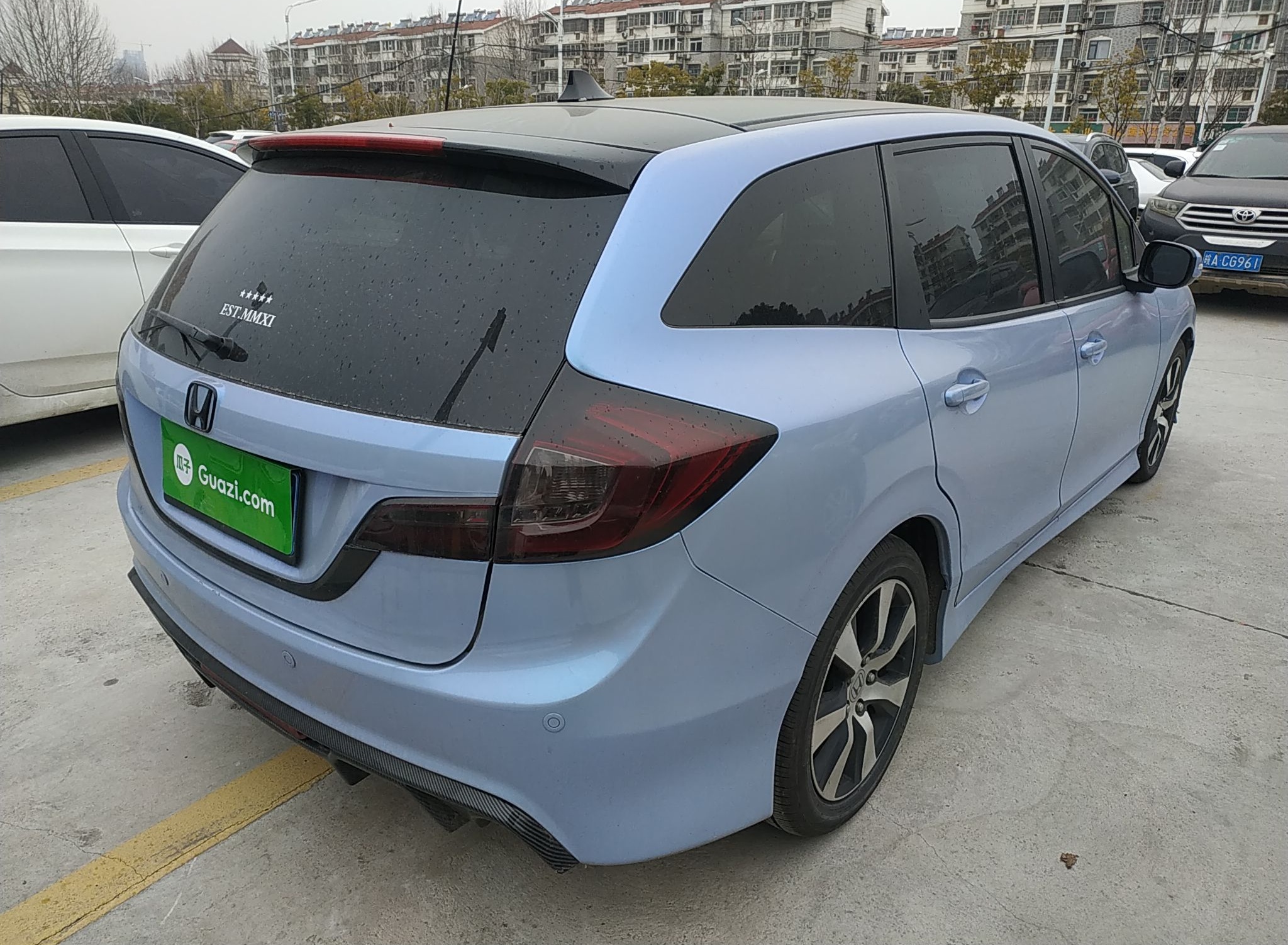 Used Honda Jade 2013 1.8L automatic Comfort version 5 seats
