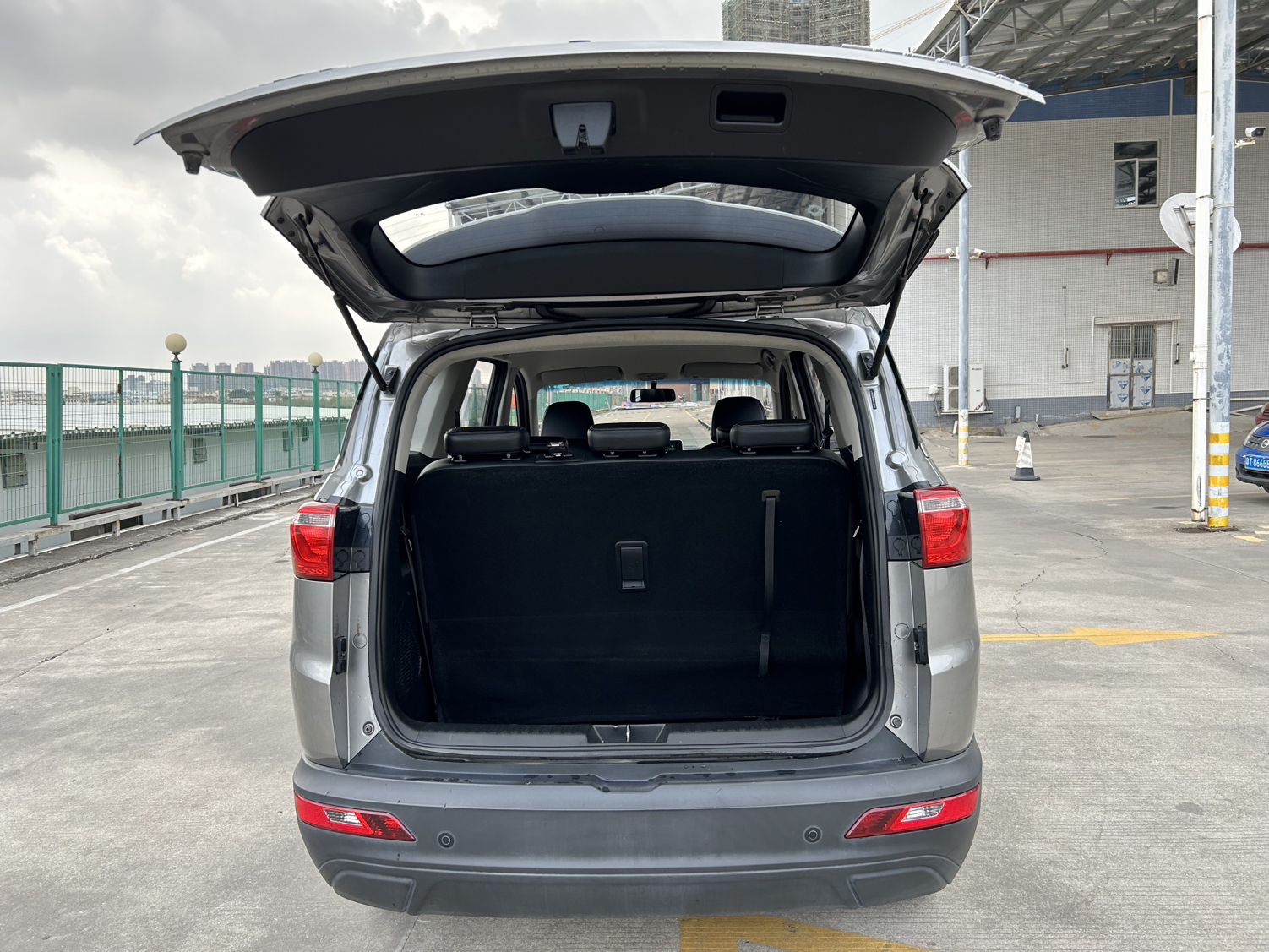 Used Wuling Hongguang S3 2018 1.5L Manual Comfort Model China V Standard