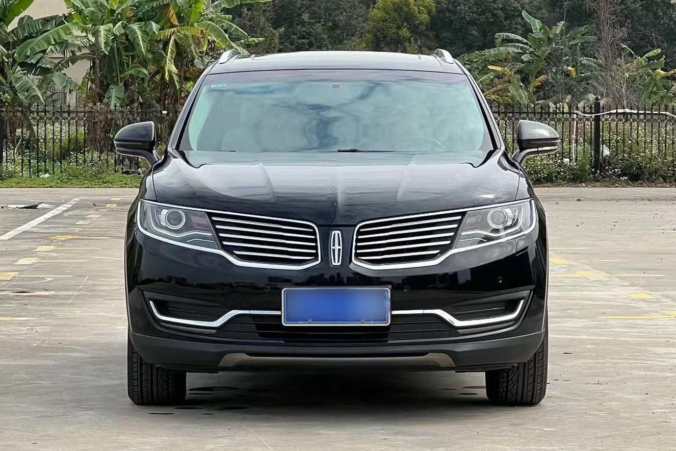 Used Lincoln MKX 2017 2.0T Two-Wheel Drive Deluxe Edition
