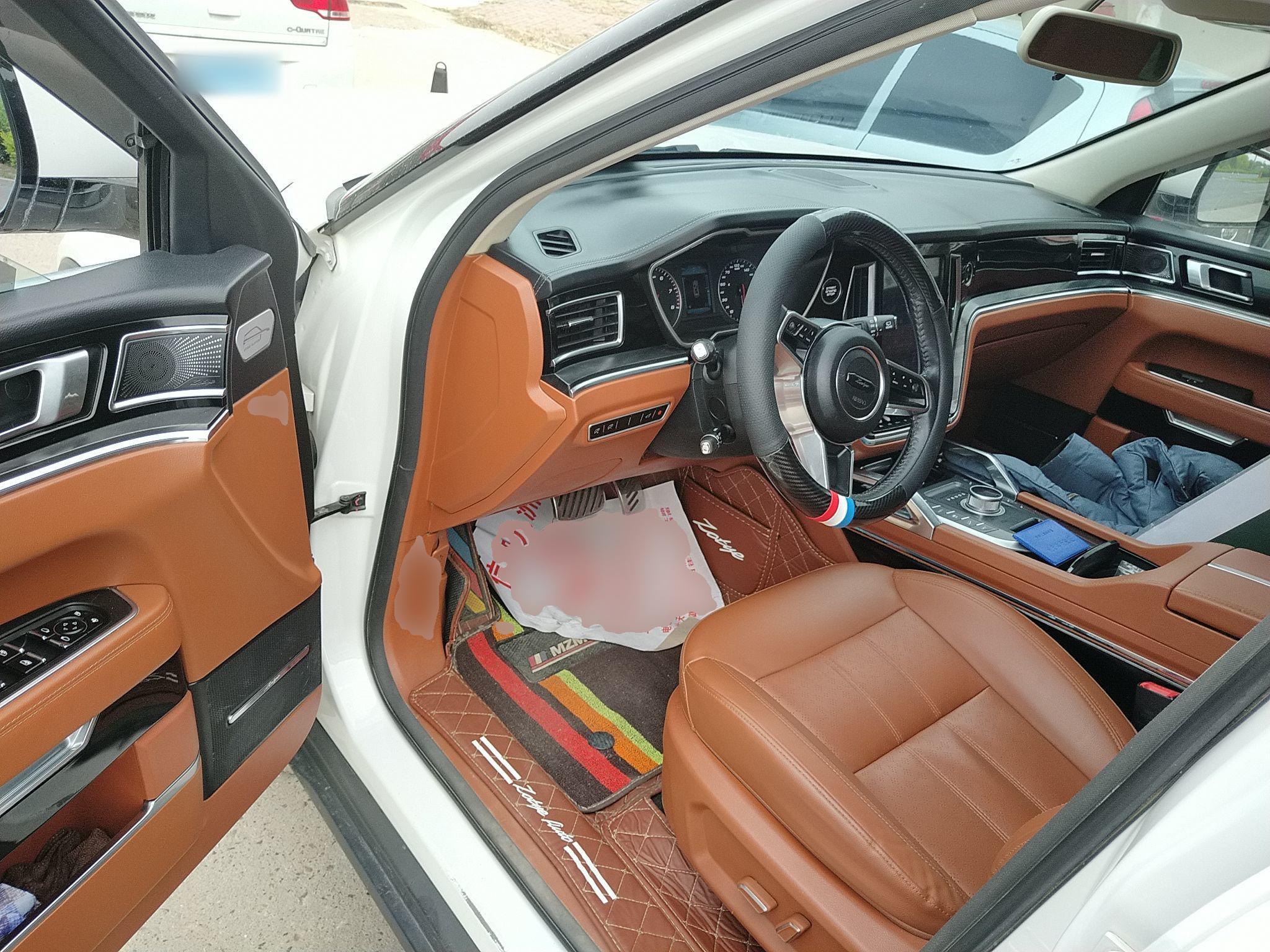 Used Zotye T700 2017 1.8T Dual-Clutch Luxury Model
