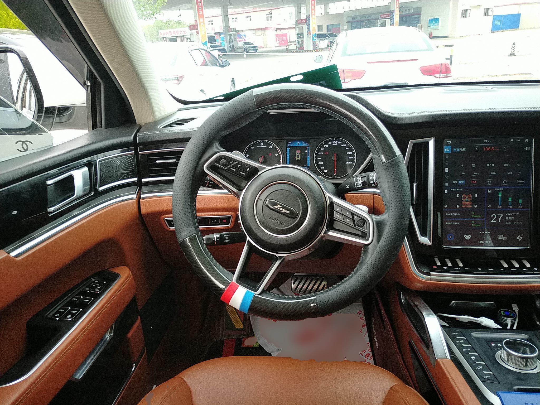 Used Zotye T700 2017 1.8T Dual-Clutch Luxury Model
