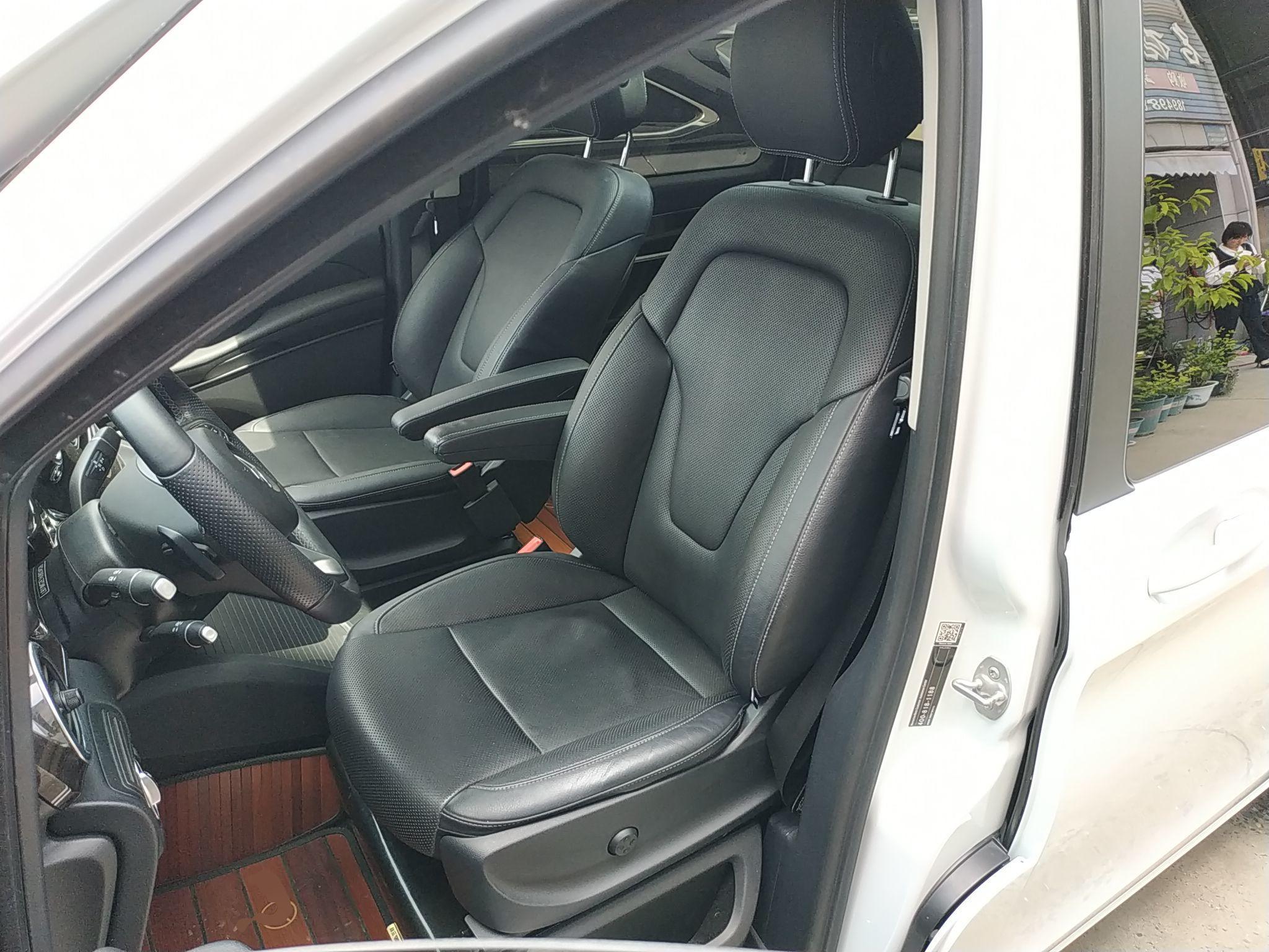 Used Mercedes-Benz V-Class 2017 V 260 Avantgarde Edition
