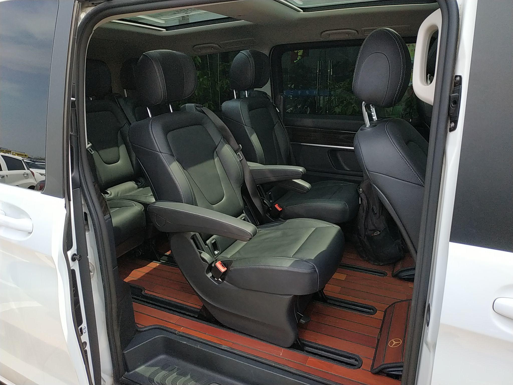 Used Mercedes-Benz V-Class 2017 V 260 Avantgarde Edition
