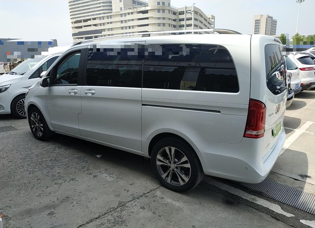 Used Mercedes-Benz V-Class 2017 V 260 Avantgarde Edition
