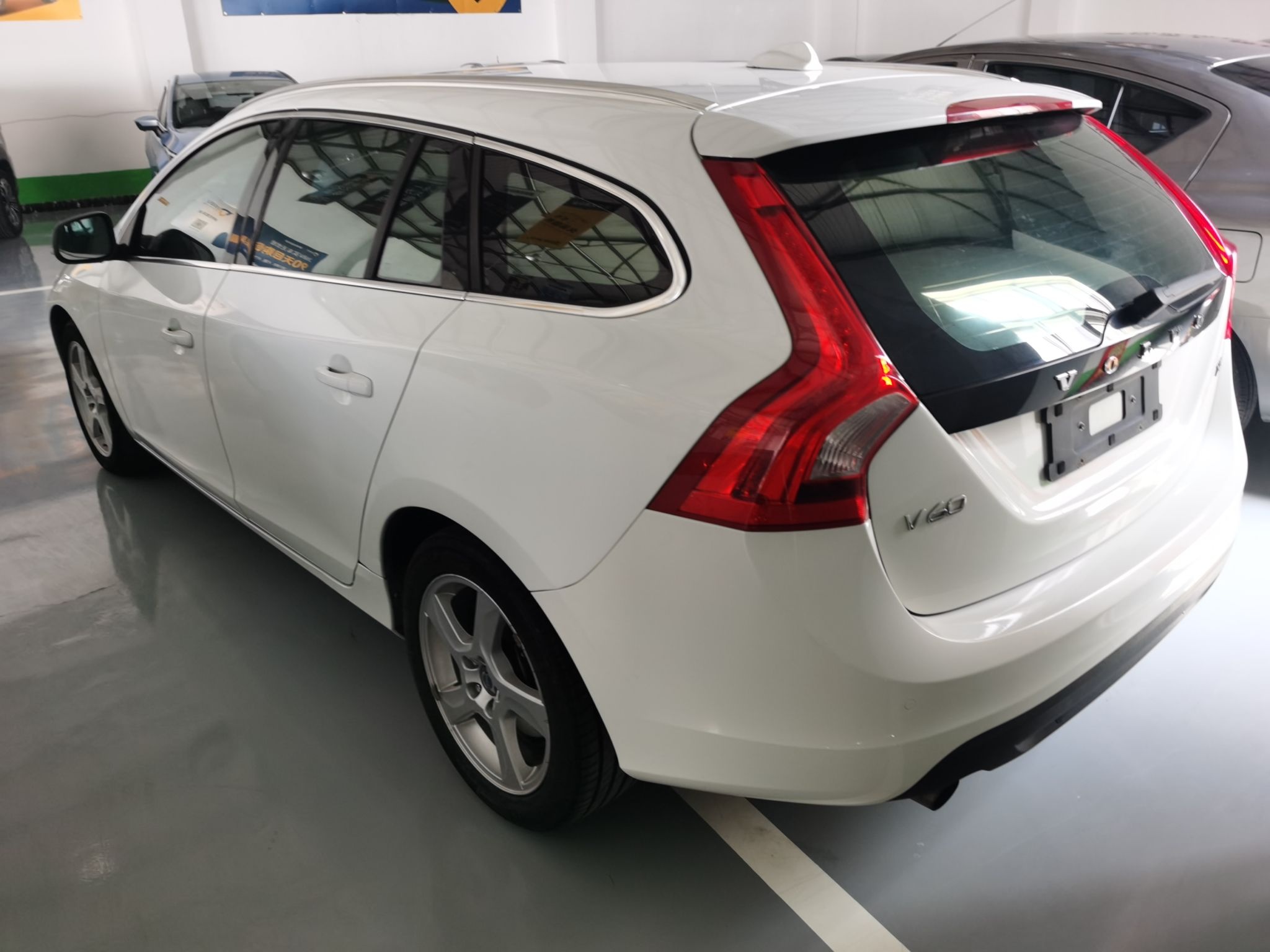 Used Volvo V60 2013 T5 Zhiya Edition