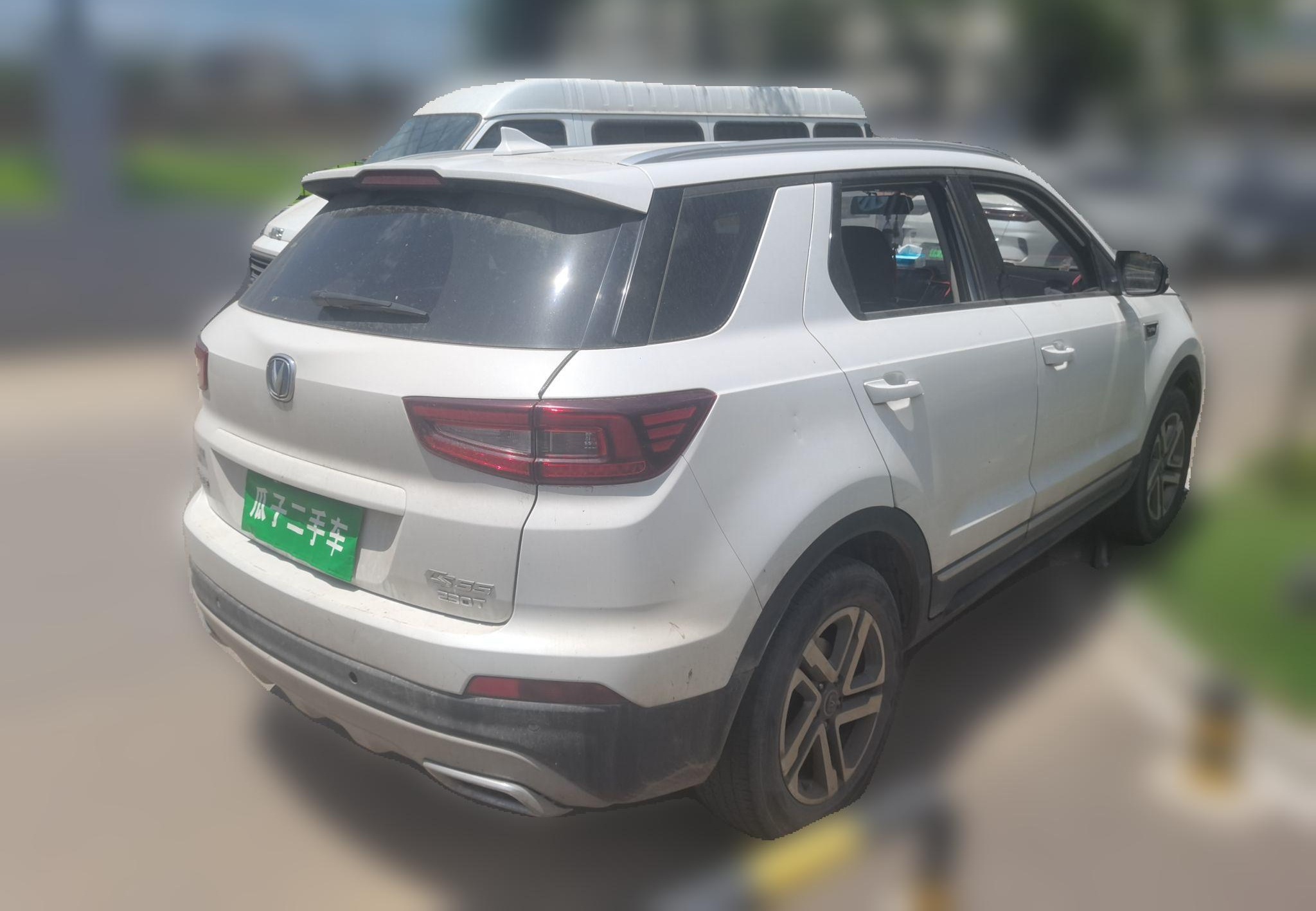 Used CHANGAN CS55 2018 1.5T Manual Colorful Model China V Standard

