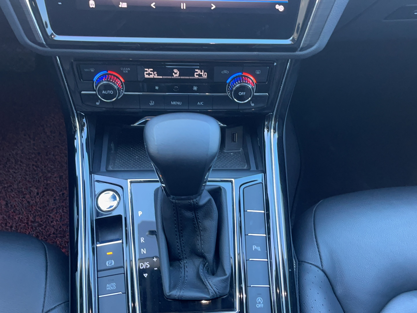 Used Volkswagen Phideon 2018 Revised Version 380TSI Two-Wheel Drive Business Edition
