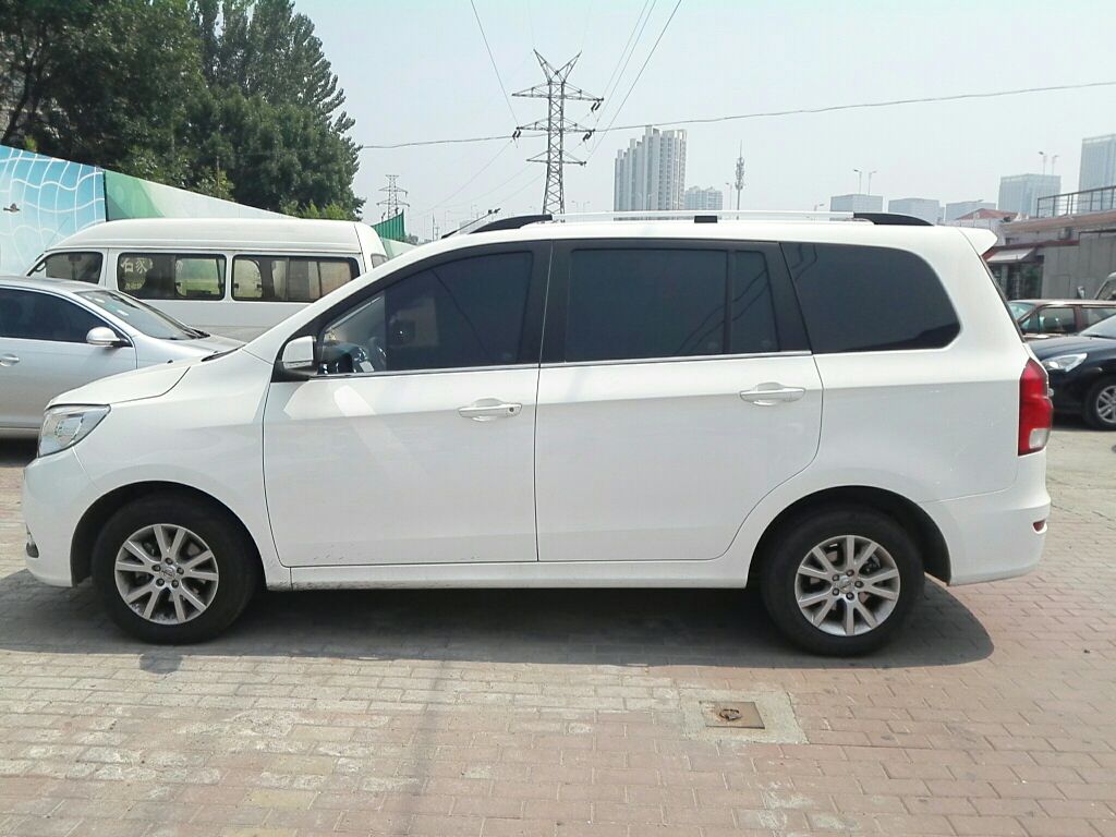 Used Jinbei 750 2016 1.5L Flagship Edition
