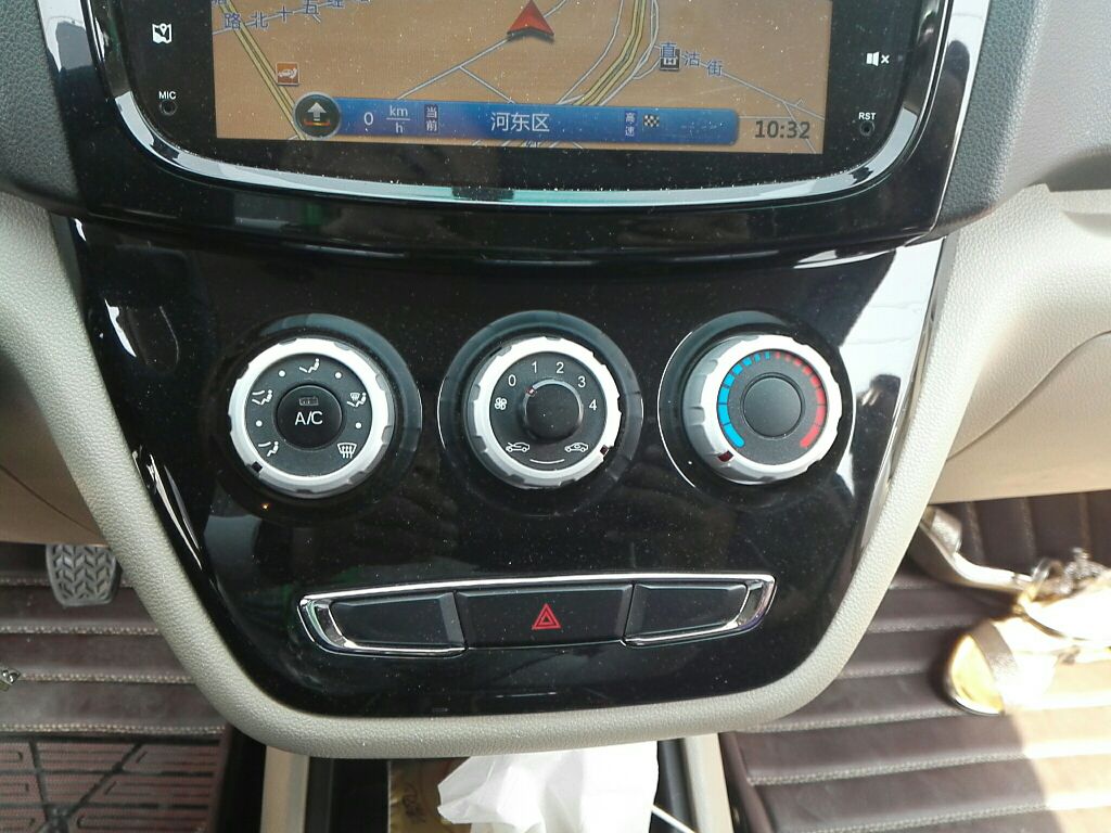 Used Jinbei 750 2016 1.5L Flagship Edition
